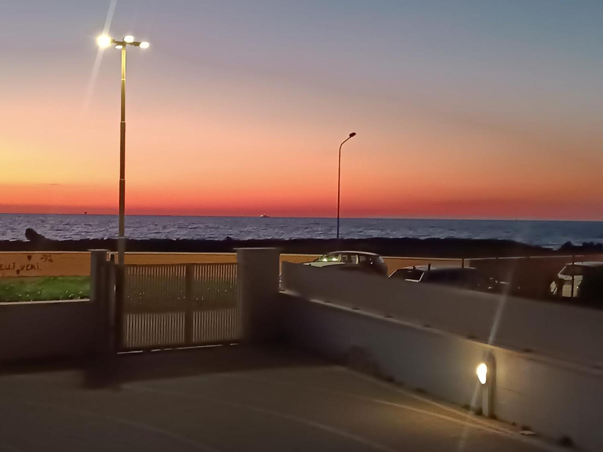 Armareaoverseassuites 1 Fiumicino Luaran gambar